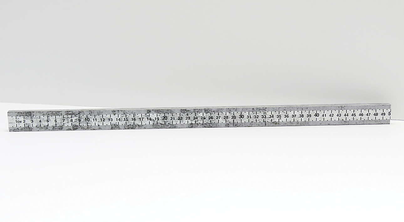 REGLA ESCOLAR |Escultura de Micaela Aljovín | Compra arte en Flecha.es