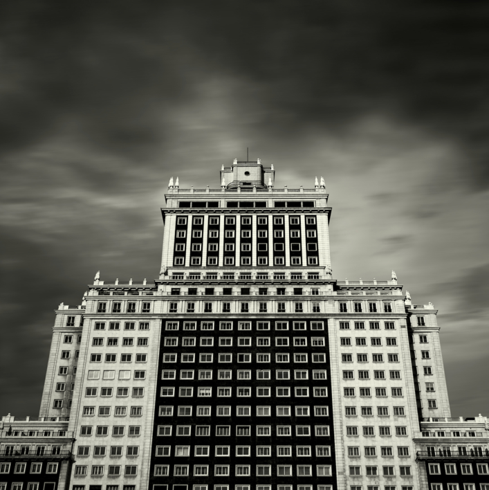 Edificio España,  Madrid |Fotografía de Andy Sotiriou | Compra arte en Flecha.es
