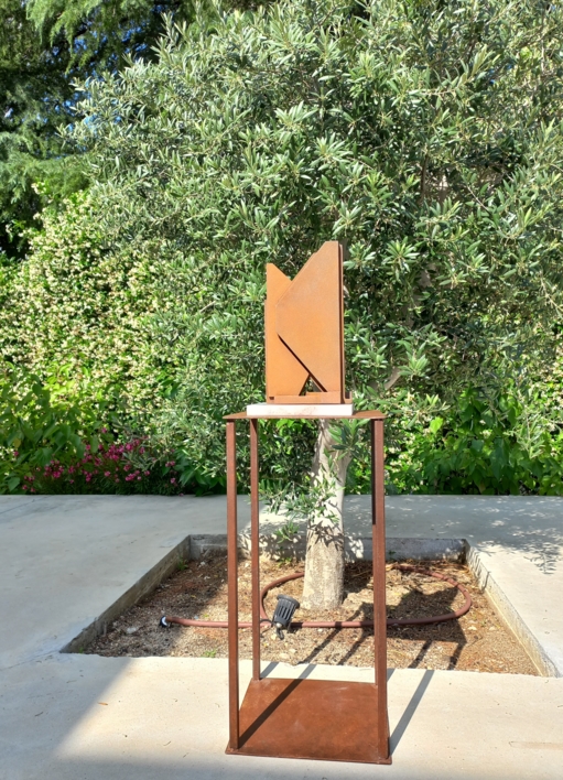 Kappa st | Escultura de Pablo Urruti | Compra arte en Flecha.es