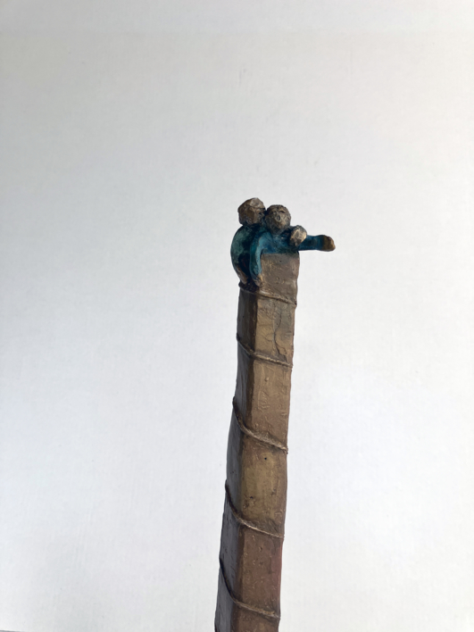 ¿No hay ascensor? | Escultura de Ana Valenciano | Compra arte en Flecha.es