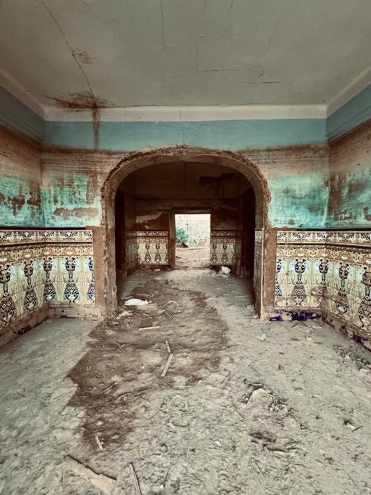 Entrada Silenciosa |Fotografía de Federico Oria | Compra arte en Flecha.es