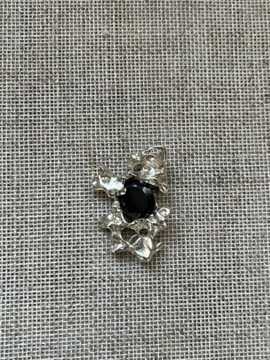 Colgante Meteorito|JoyeríadeLoiz Jewelry| Compra arte en Flecha.es