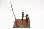 Los niños miraban asombrados . Serie Plazas | Escultura de Ana Valenciano | Compra arte en Flecha.es