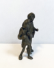 ¿Me puedes pasar los deberes? Serie Grupo de chavales | Escultura de Ana Valenciano | Compra arte en Flecha.es